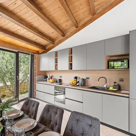 Luna By Interhome *