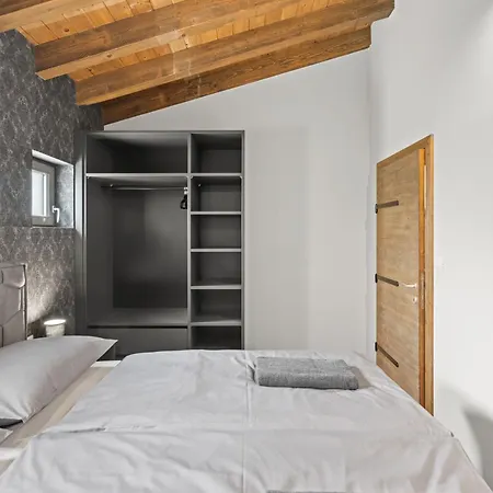 Luna By Interhome *