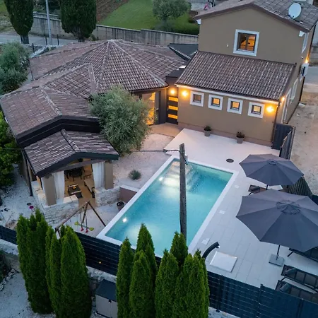 Luna By Interhome Hébergement de vacances Svetvinčenat